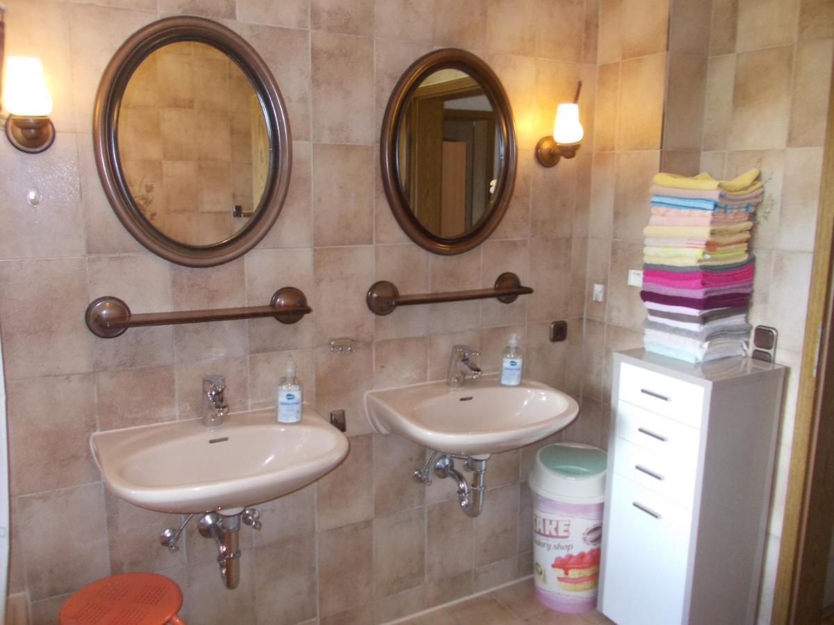 Xxl Apartment, 10 Beds, 4 Sleep-Rooms, 140Qm, 2 Wc, 2 Shower && Bruckmühl Extérieur photo