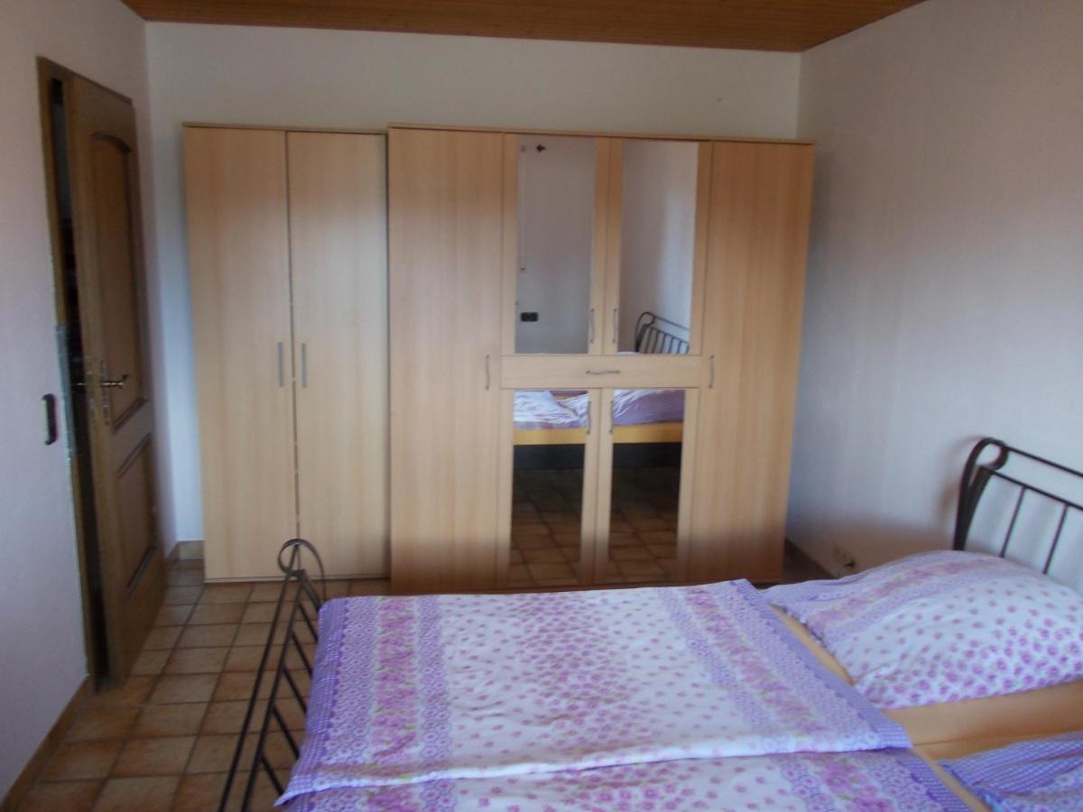 Xxl Apartment, 10 Beds, 4 Sleep-Rooms, 140Qm, 2 Wc, 2 Shower && Bruckmühl Extérieur photo